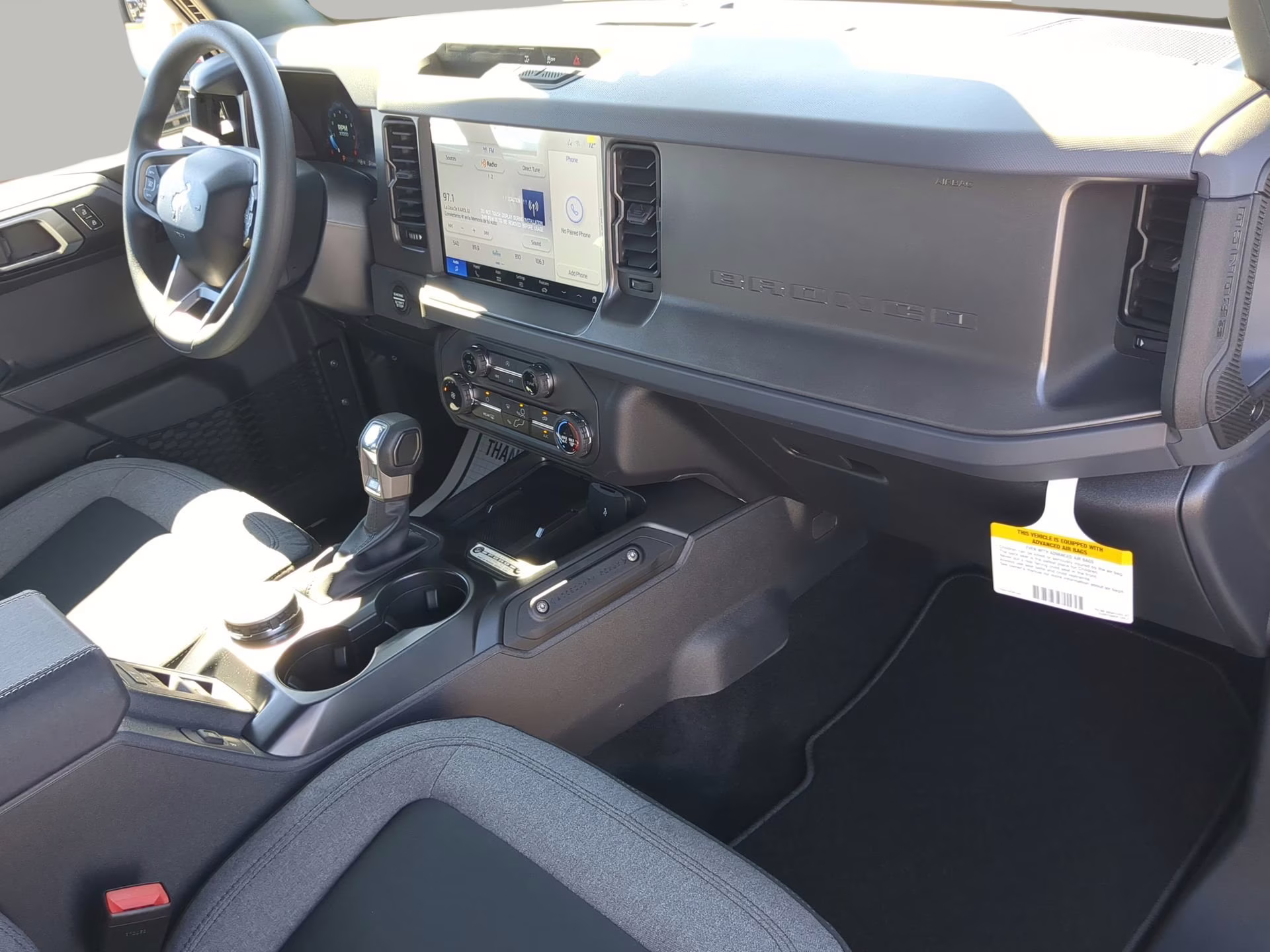 2025 Oxford White Ford Bronco 4X4 Convertible