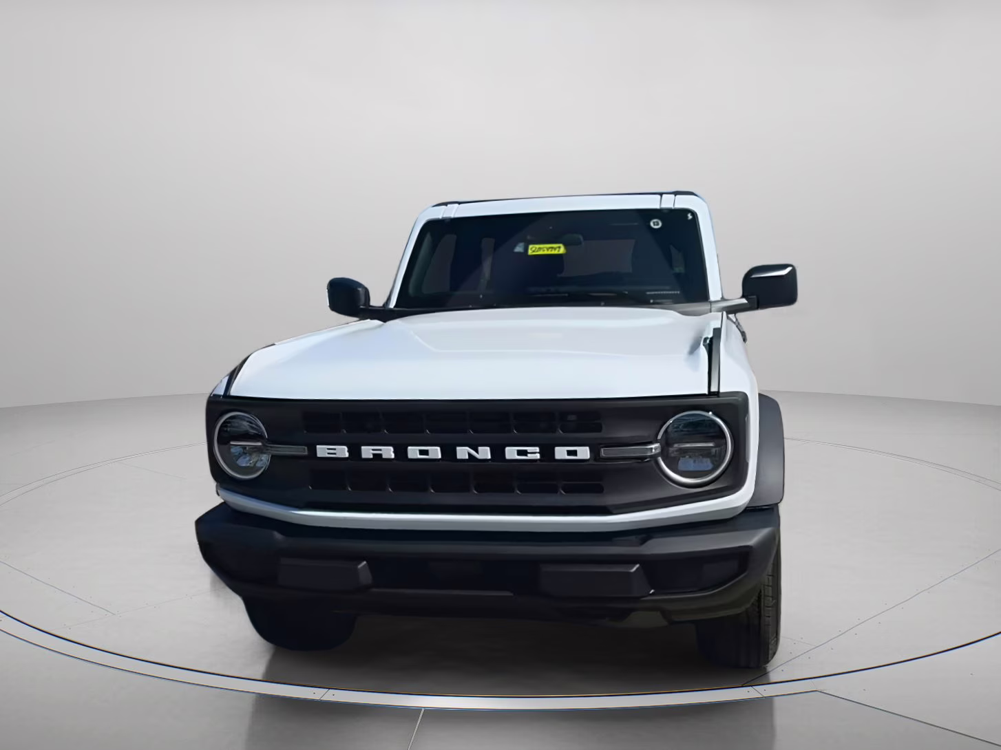 2025 Oxford White Ford Bronco 4X4 Convertible