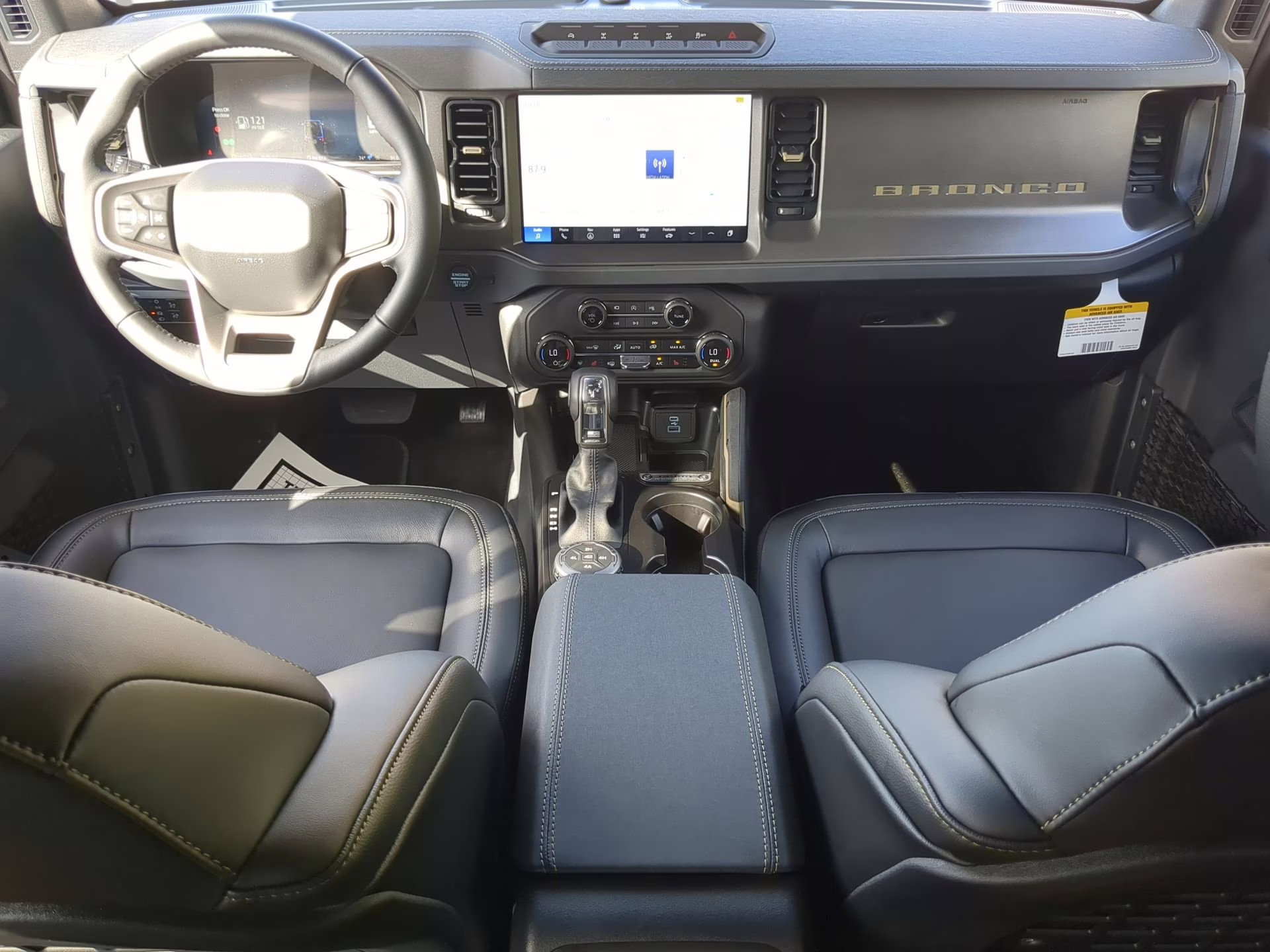 2025 Shadow Black Ford Bronco Badlands 4X4 Convertible