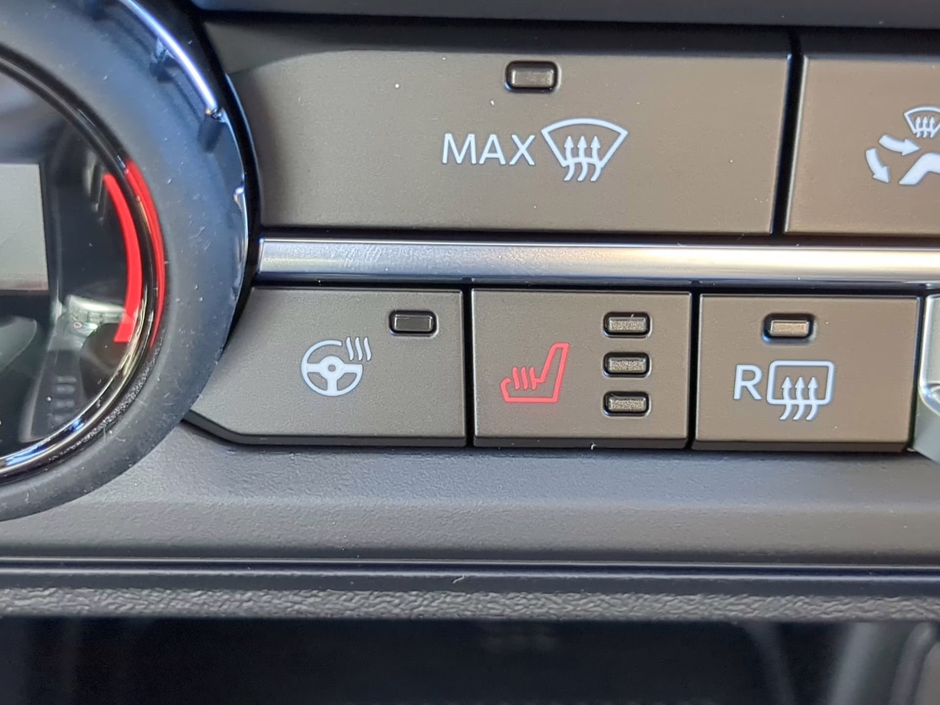 2025 Eruption Green Metallic Ford Bronco Badlands 4X4 Convertible