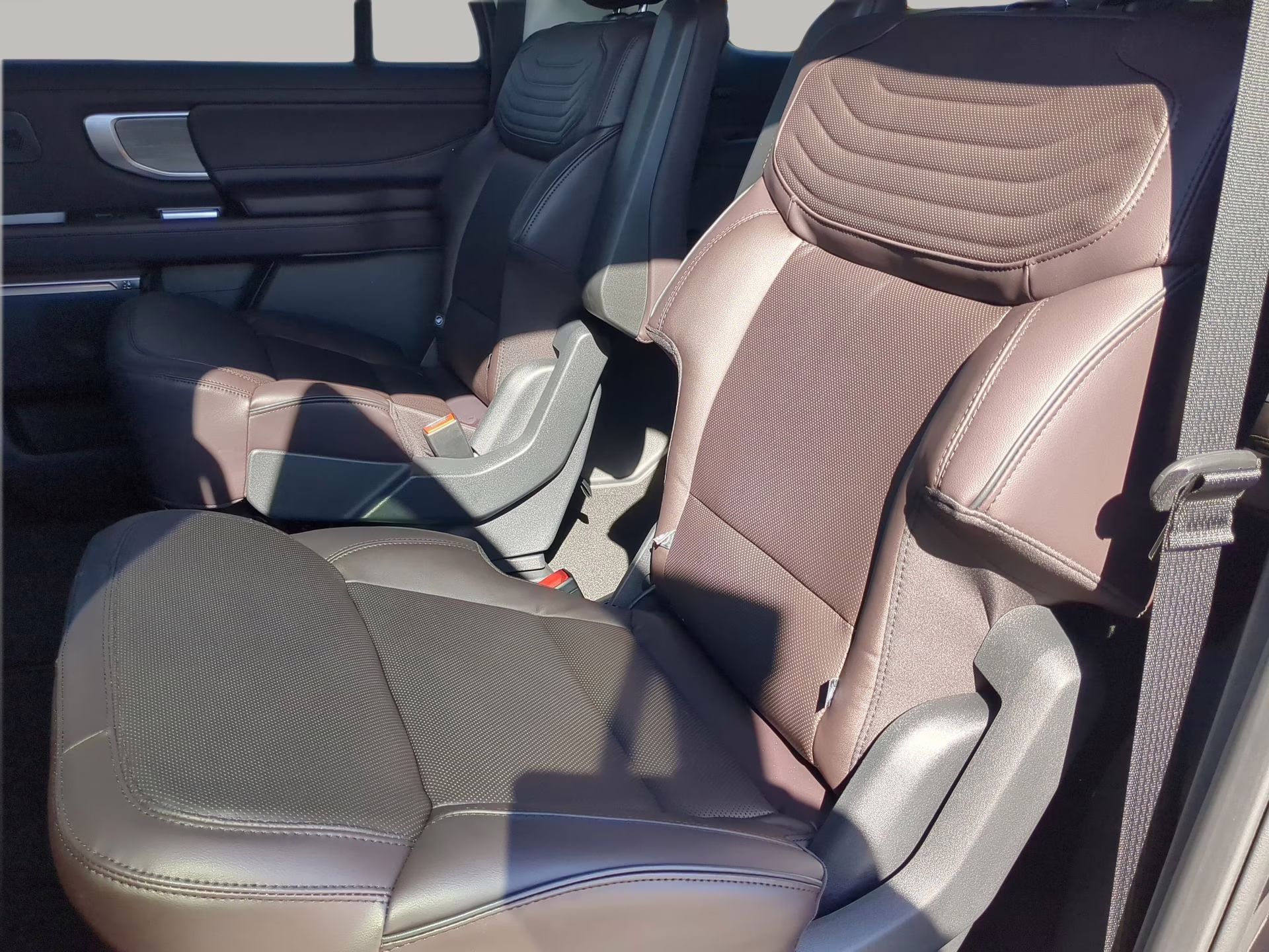 2025 Agate Black Metallic Ford Expedition Max Platinum 4X4 SUV