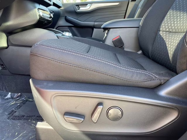 2026 Rapid Red Metallic Tinted Clearcoat Ford Escape Active FWD SUV