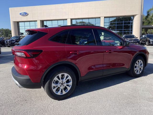 2026 Rapid Red Metallic Tinted Clearcoat Ford Escape Active FWD SUV
