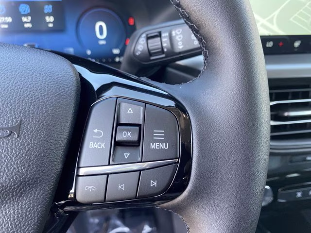 2026 Oxford White Ford Escape Active FWD SUV