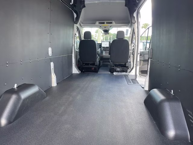2026 Oxford White Ford Transit Cargo Van Base RWD Van