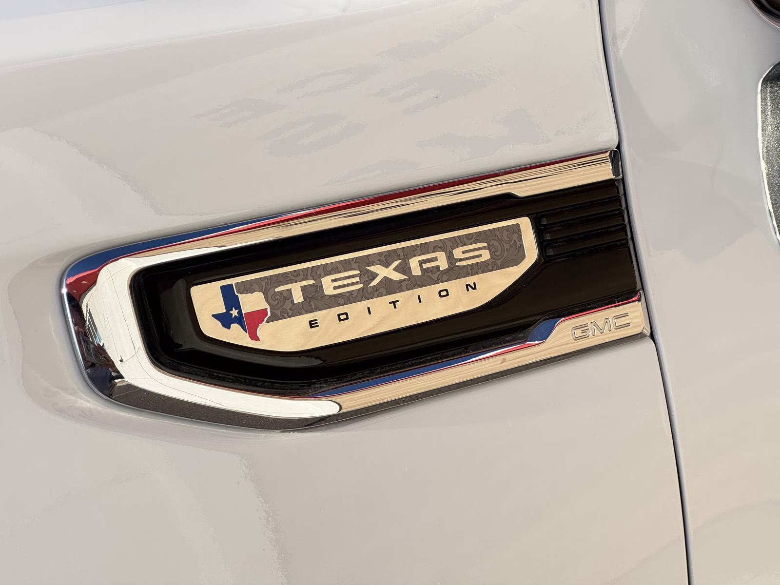 2020 Summit White GMC Sierra 1500 SLT 4X4 Truck