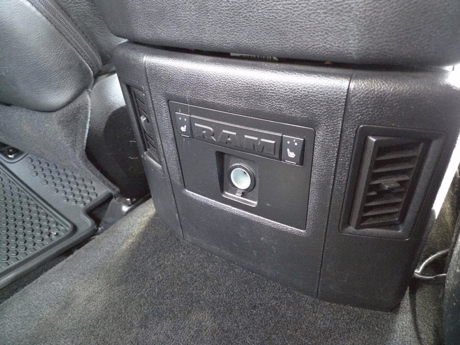 2015 Granite Crystal Metallic Clearcoat Ram 3500 Laramie Limited 4X4 Truck