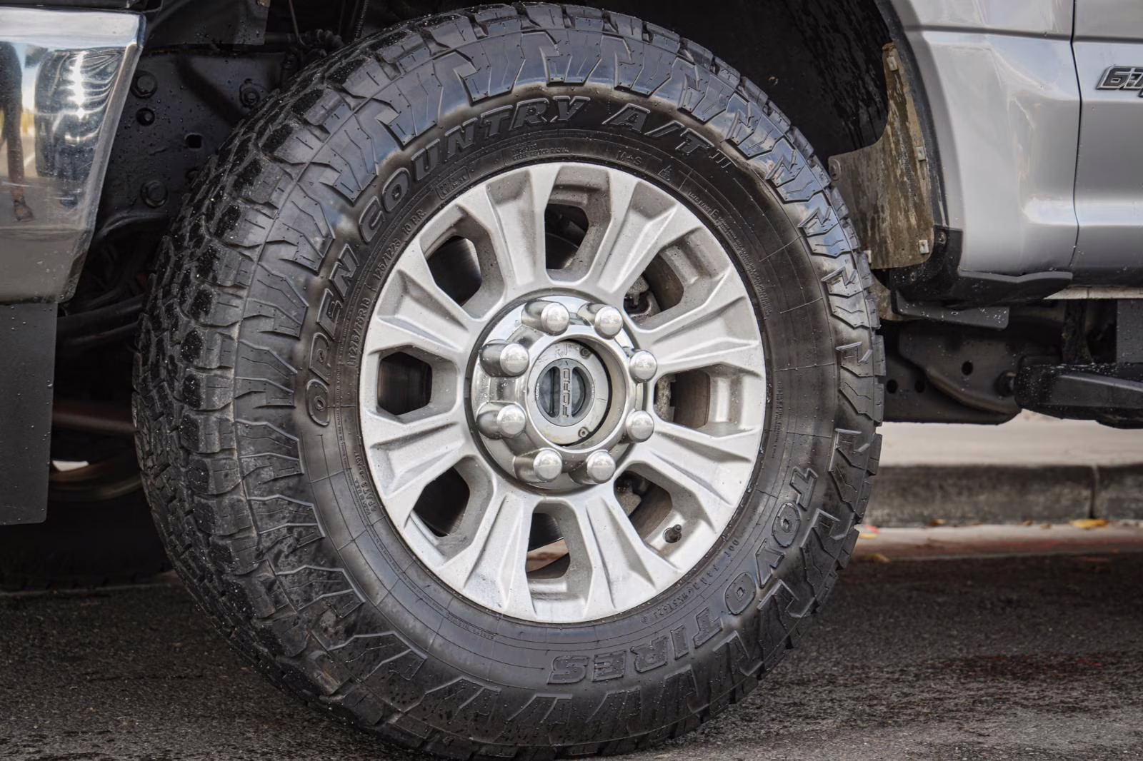 2022 Iconic Silver Ford Super Duty F-350 SRW XLT 4X4 Truck