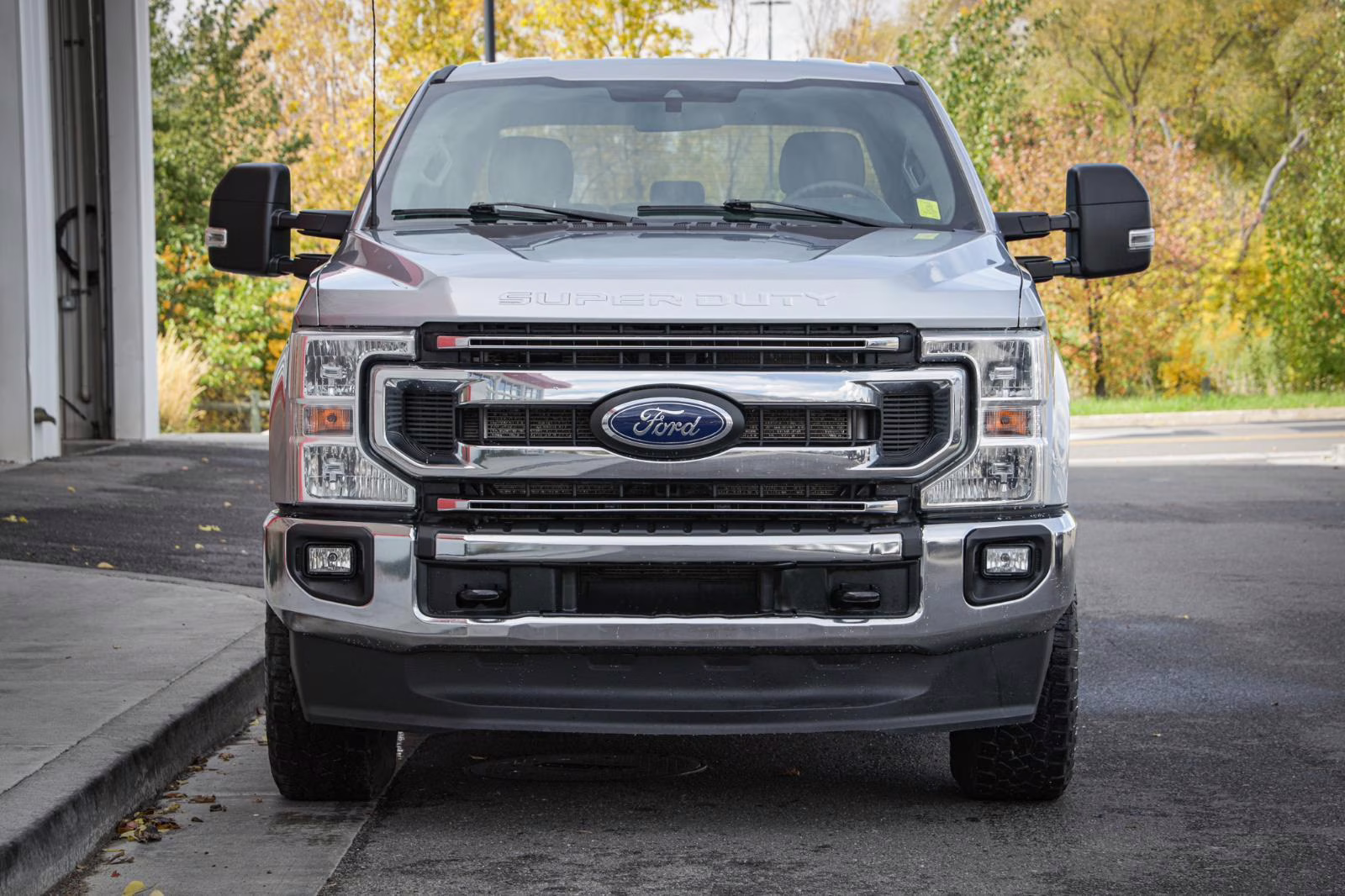 2022 Iconic Silver Ford Super Duty F-350 SRW XLT 4X4 Truck