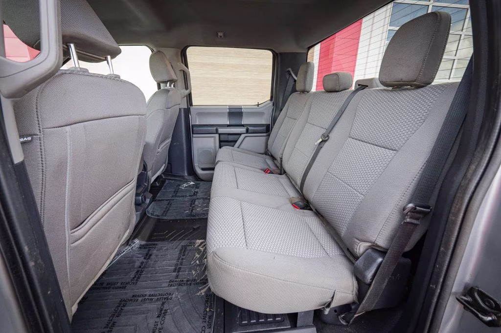 2022 Silver Ford Super Duty F-350 SRW XLT 4X4 Truck