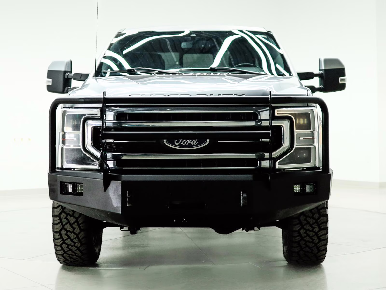 2022 Agate Black Ford Super Duty F-350 SRW Lariat 4X4 Truck