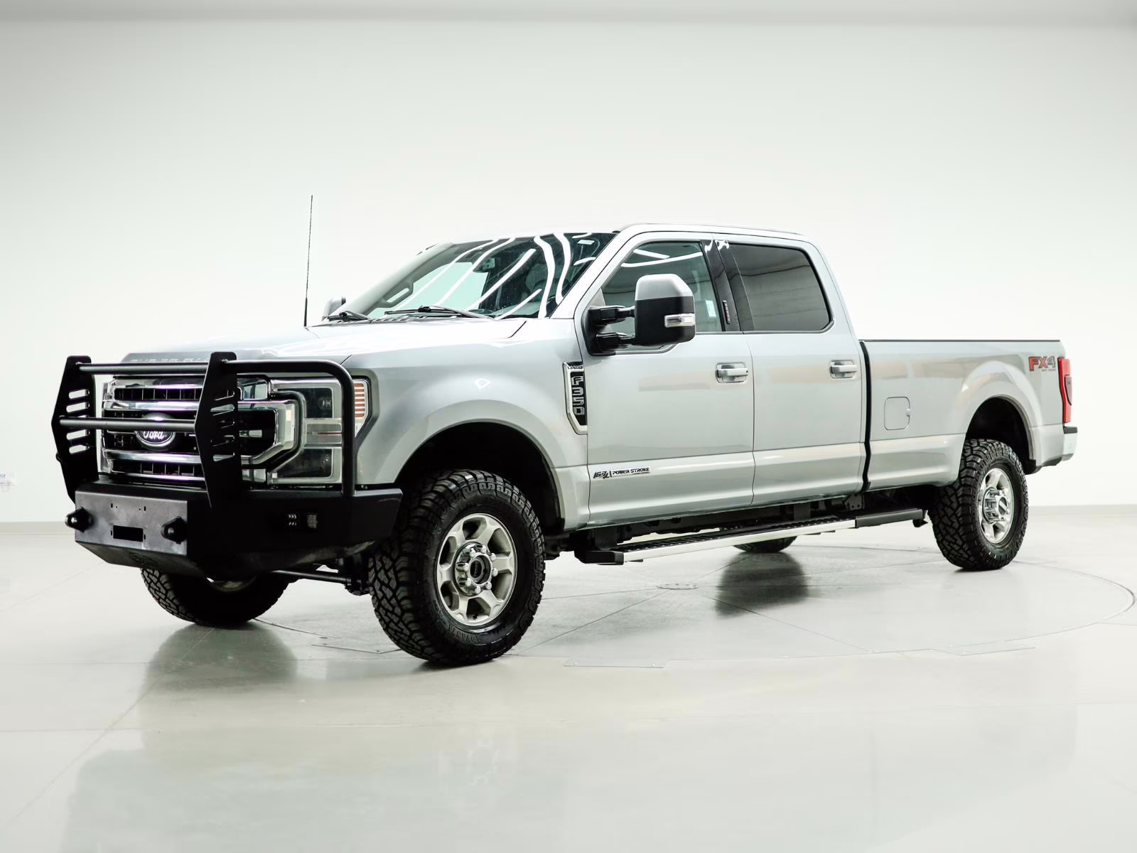 2022 Agate Black Ford Super Duty F-350 SRW Lariat 4X4 Truck