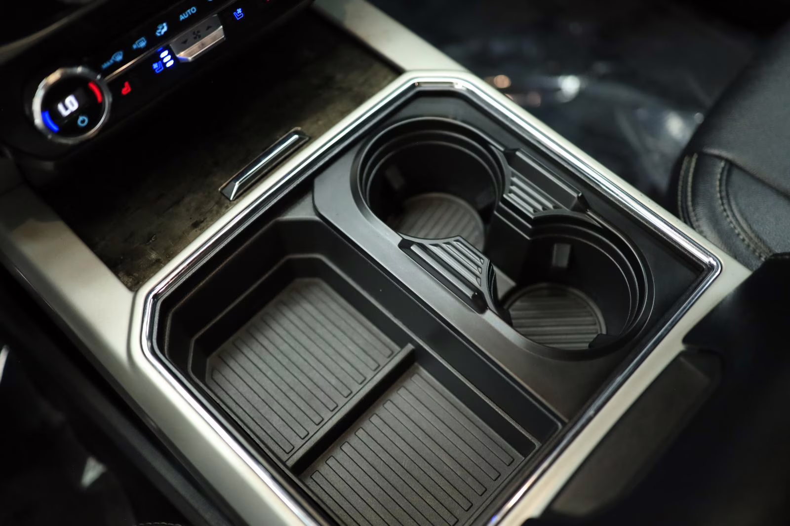 2022 Agate Black Ford Super Duty F-350 SRW Lariat 4X4 Truck