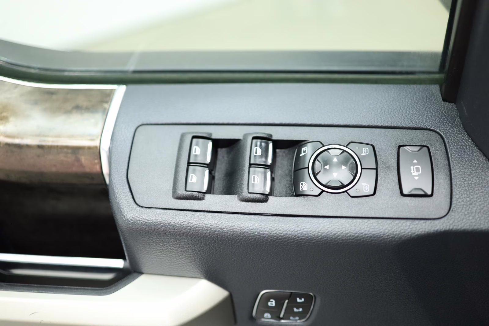 2022 Agate Black Ford Super Duty F-350 SRW Lariat 4X4 Truck