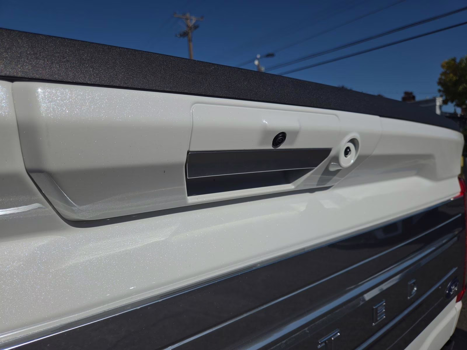 2023 Star White Metallic Tri-Coat Ford F-150 Limited 4X4 Truck