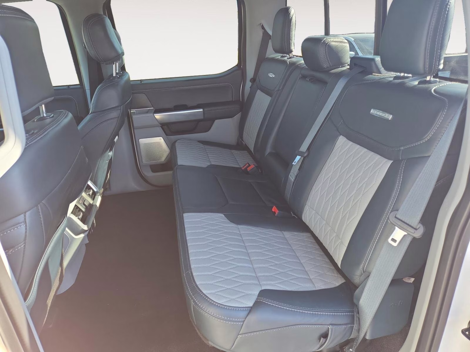 2023 Star White Metallic Tri-Coat Ford F-150 Limited 4X4 Truck