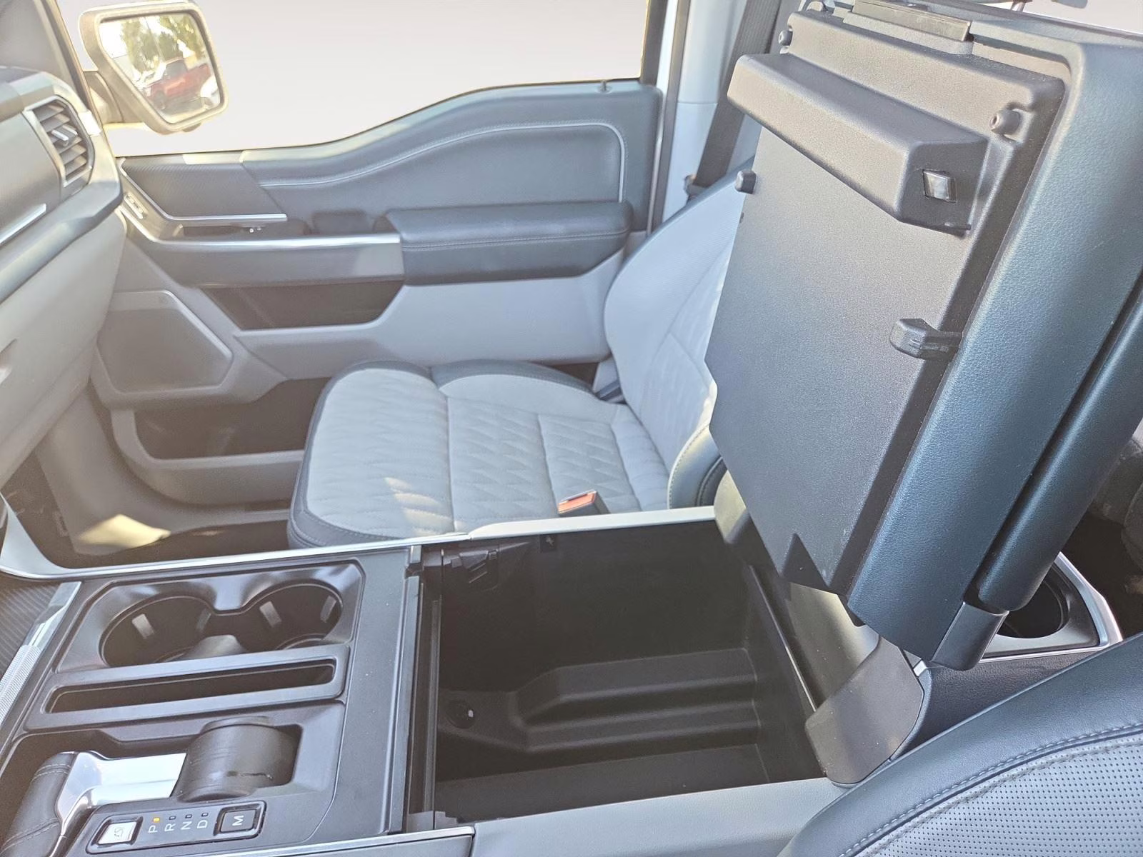 2023 Star White Metallic Tri-Coat Ford F-150 Limited 4X4 Truck