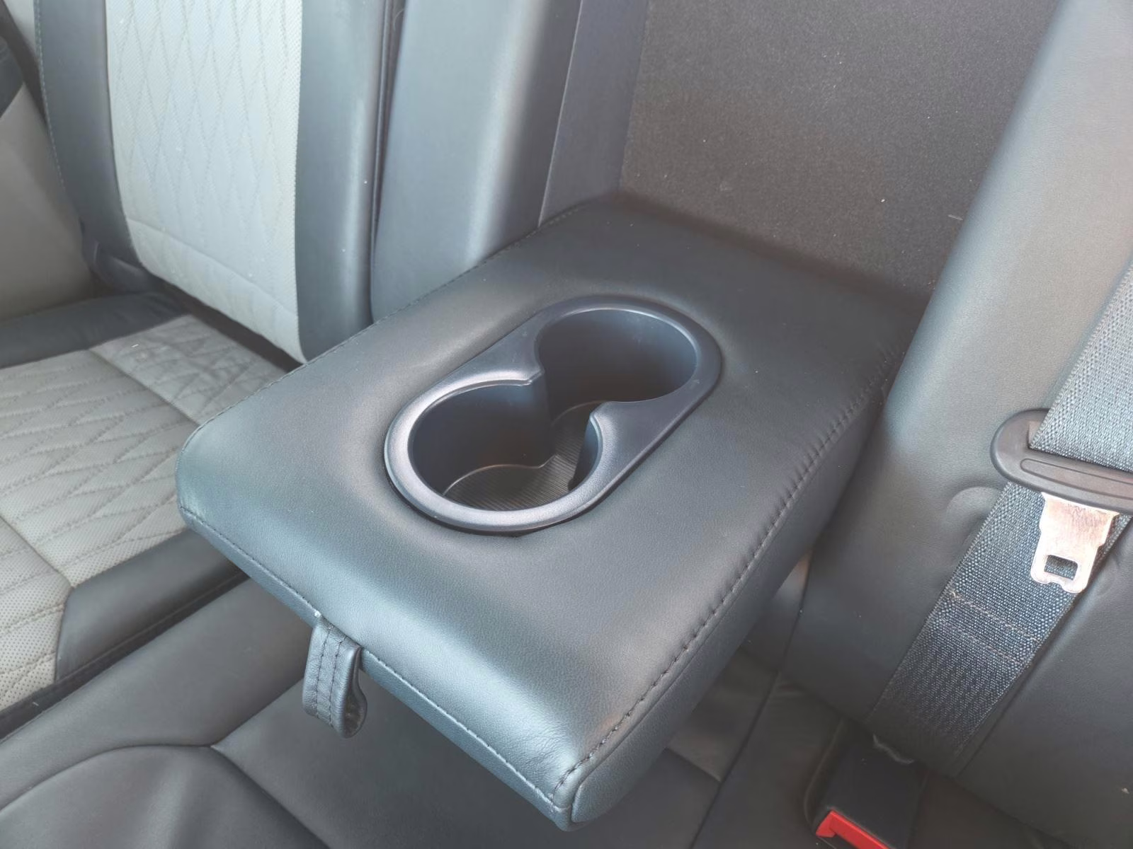 2023 Star White Metallic Tri-Coat Ford F-150 Limited 4X4 Truck