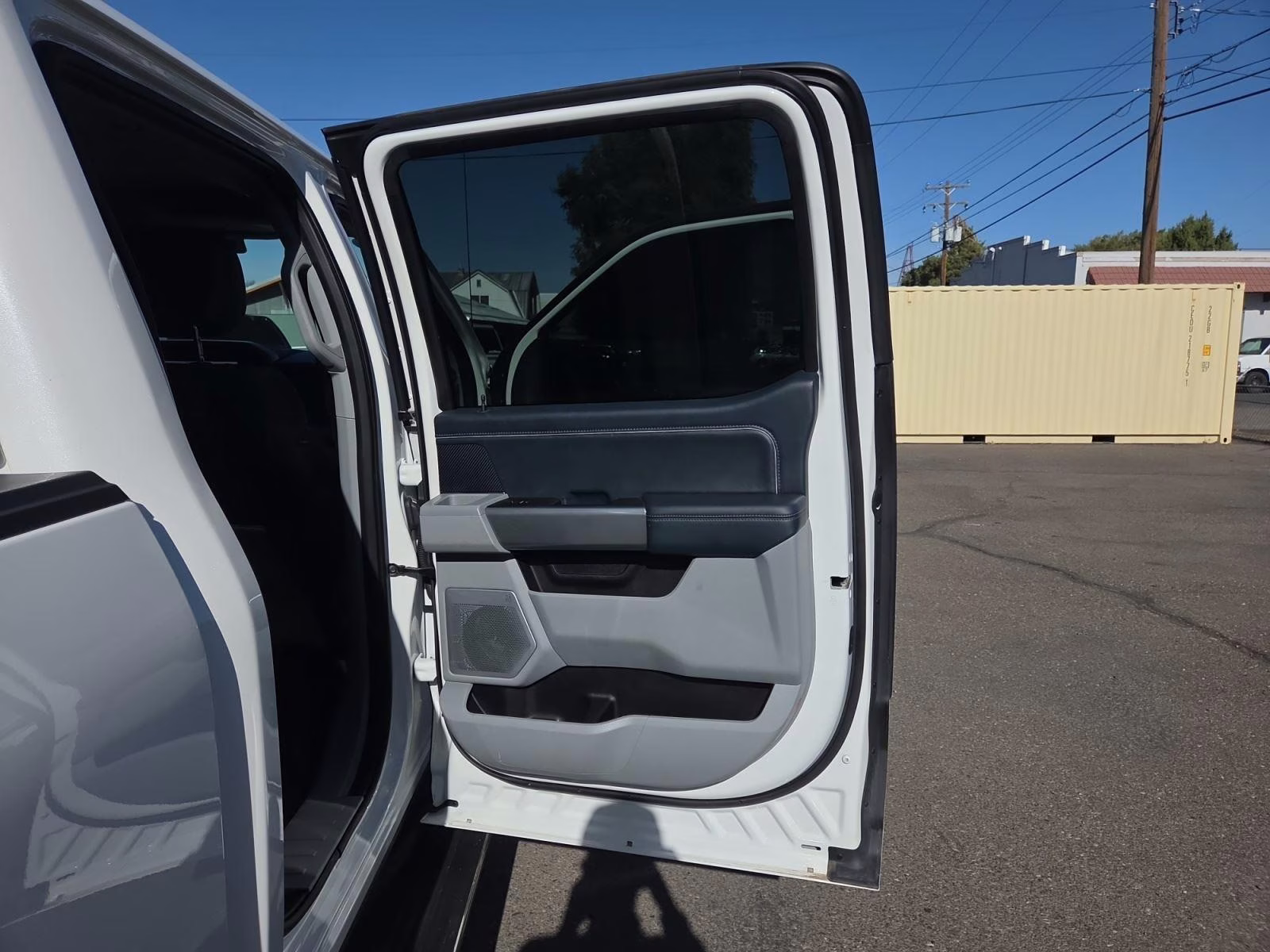 2023 Star White Metallic Tri-Coat Ford F-150 Limited 4X4 Truck