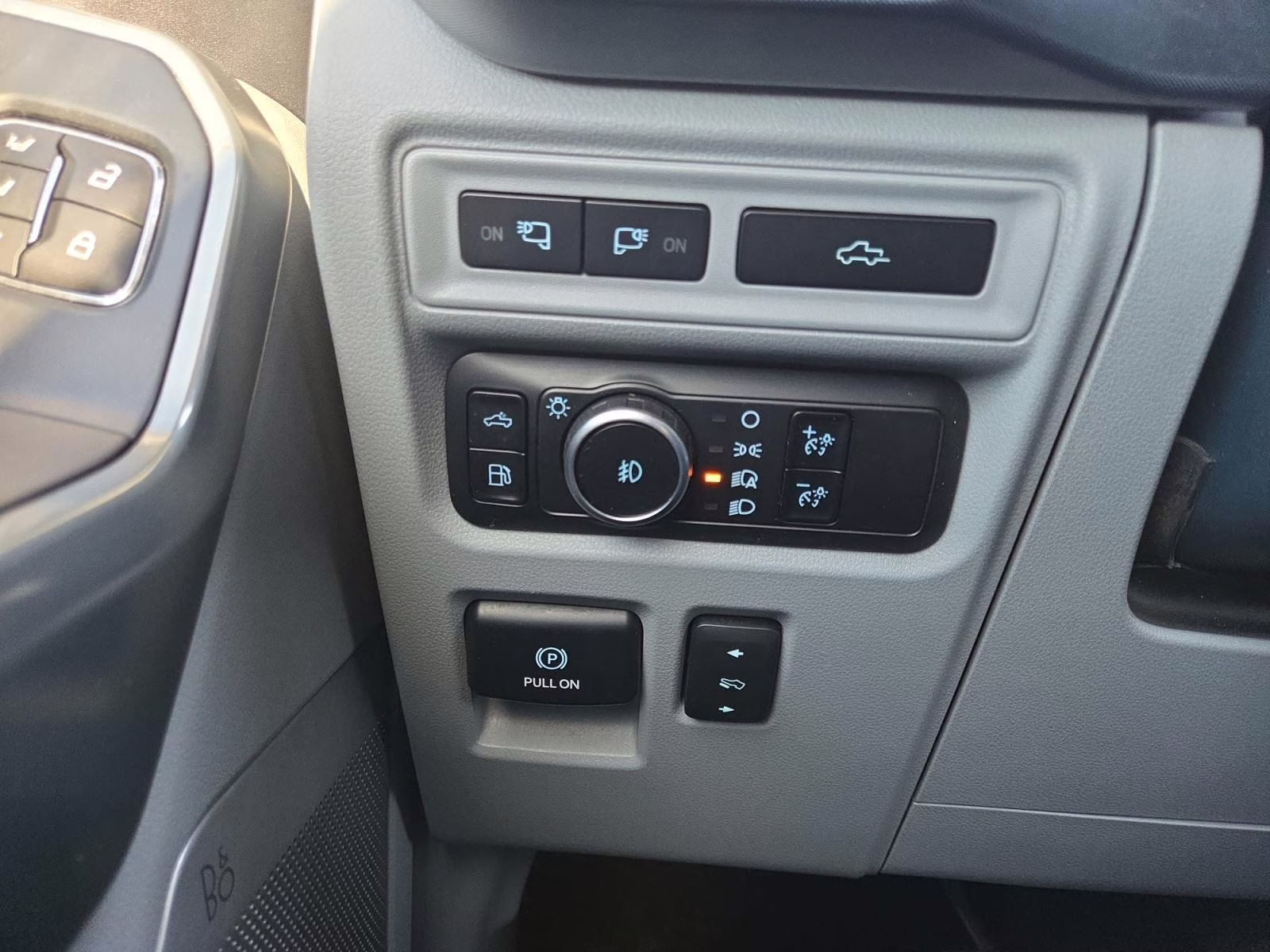 2023 Star White Metallic Tri-Coat Ford F-150 Limited 4X4 Truck