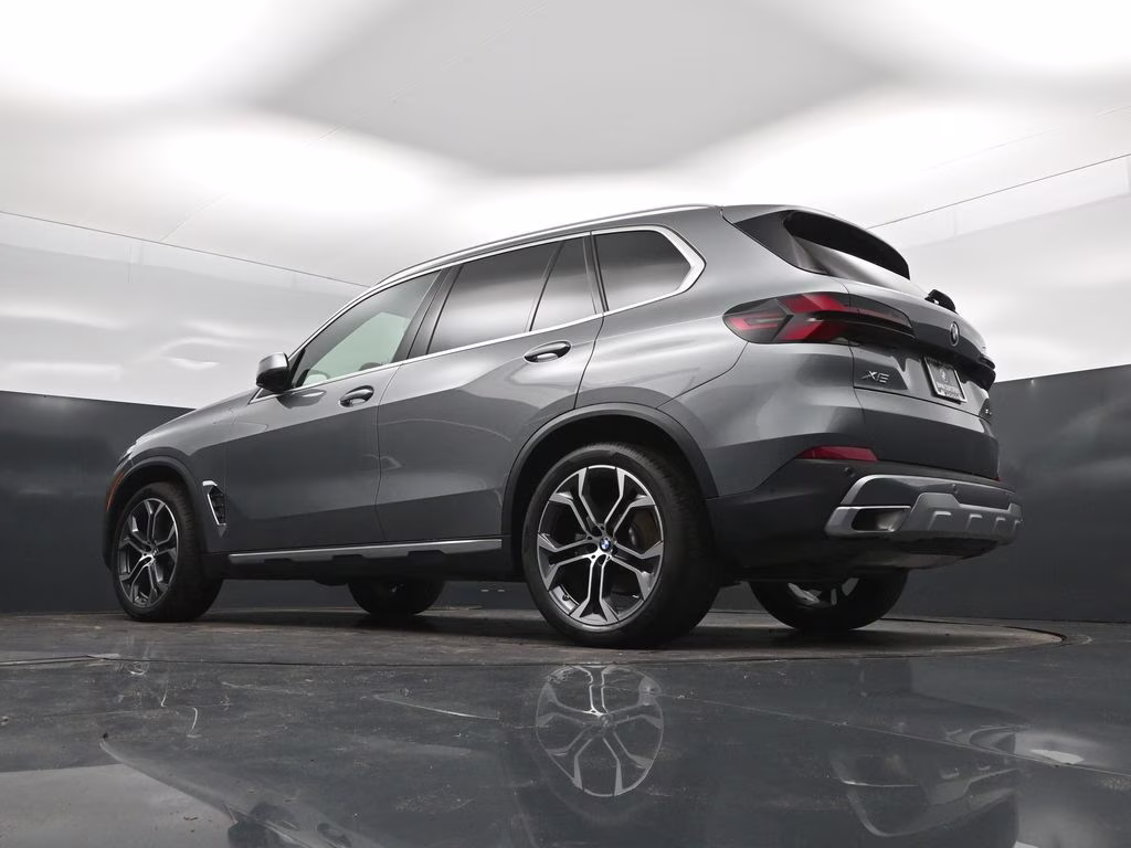 2026 Skyscraper Grey Metallic BMW X5 sDrive40i RWD SUV