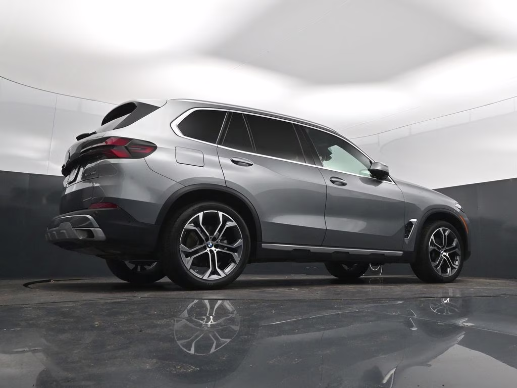 2026 Skyscraper Grey Metallic BMW X5 sDrive40i RWD SUV