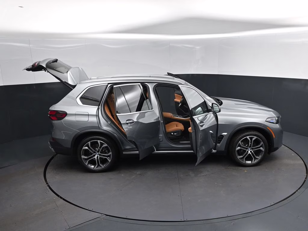 2026 Skyscraper Grey Metallic BMW X5 sDrive40i RWD SUV