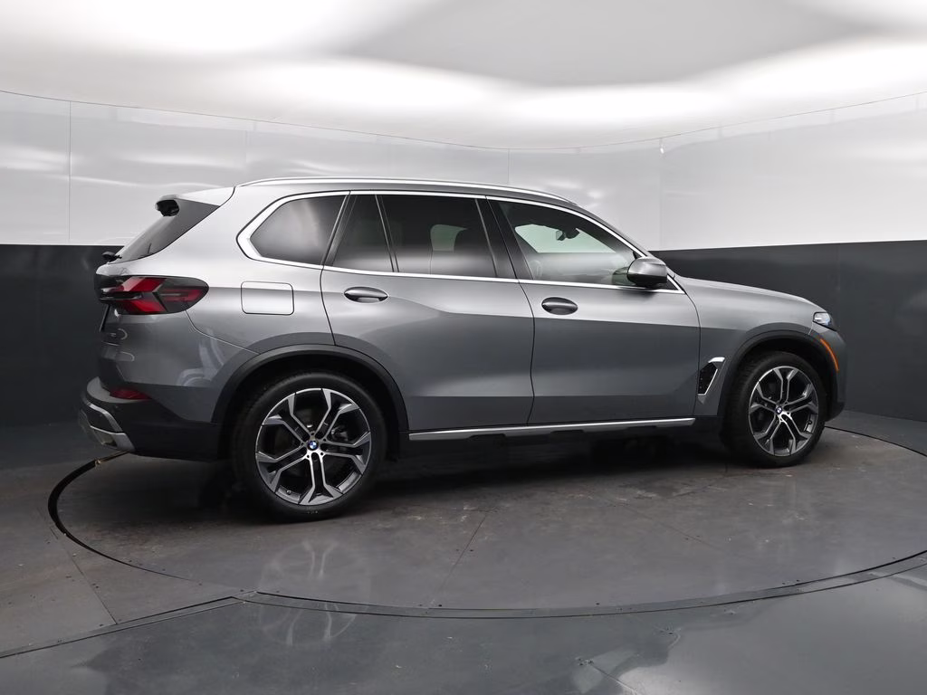 2026 Skyscraper Grey Metallic BMW X5 sDrive40i RWD SUV
