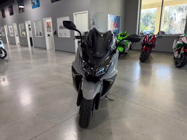 2025 GRY KYMCO AK 550i ABS Motorcycle
