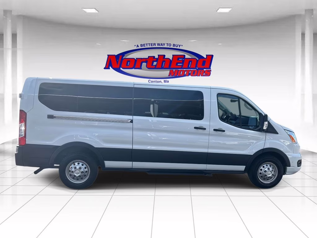 2022 Oxford White Ford Transit-350 XLT AWD Crossover