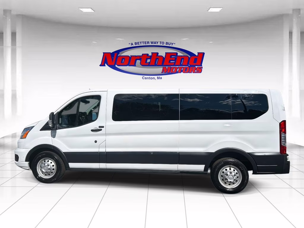 2022 Oxford White Ford Transit-350 XLT AWD Crossover