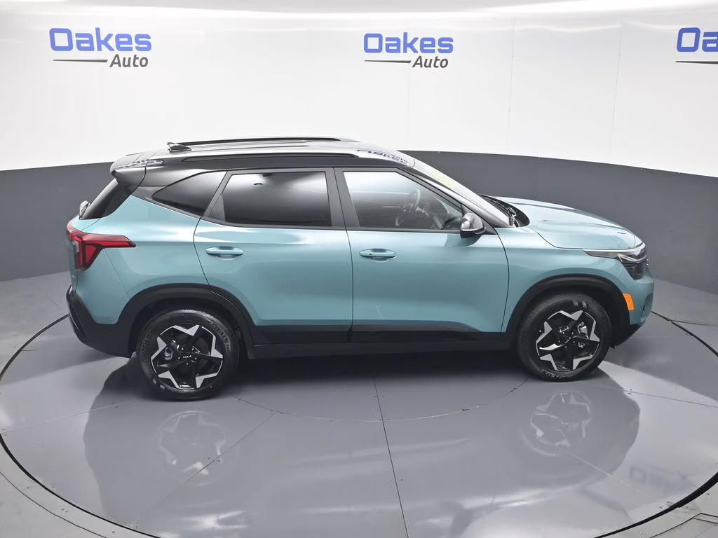 2026 Pluton Blue/Black Roof Kia Seltos S AWD SUV