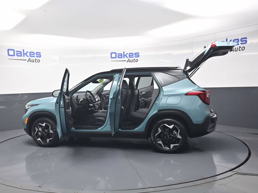 2026 Pluton Blue/Black Roof Kia Seltos S AWD SUV