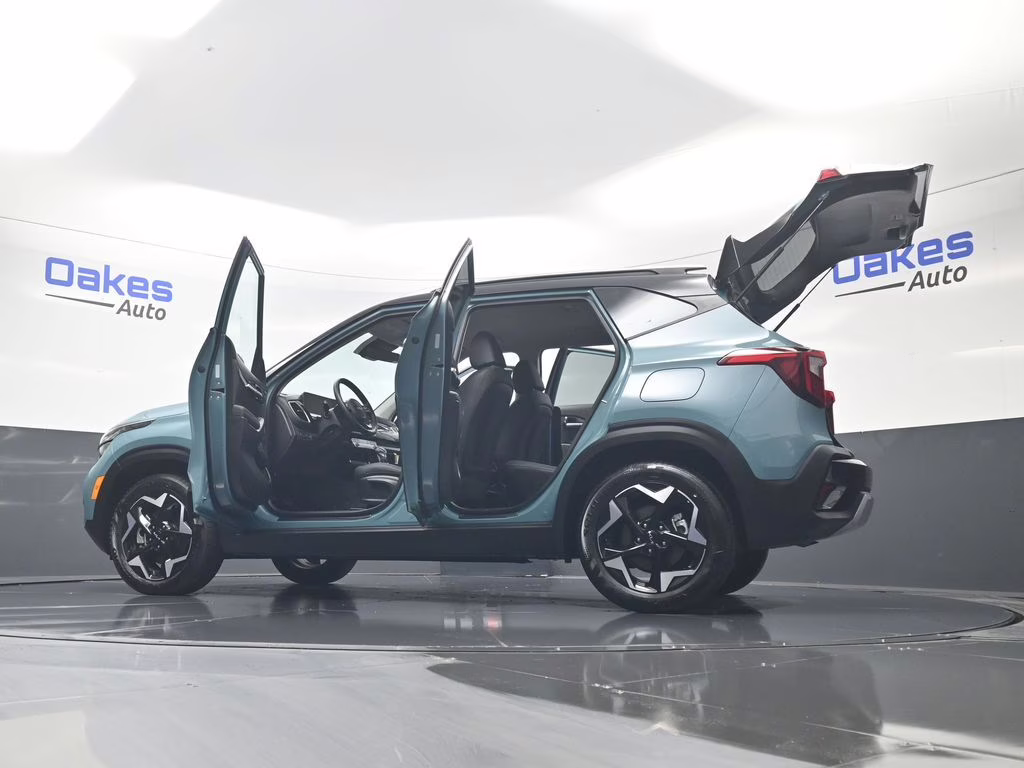 2026 Pluton Blue/Black Roof Kia Seltos S AWD SUV