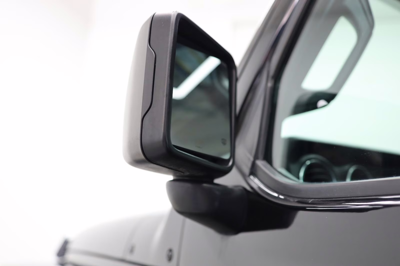 2018 Black Jeep Wrangler Unlimited Sahara 4X4 SUV