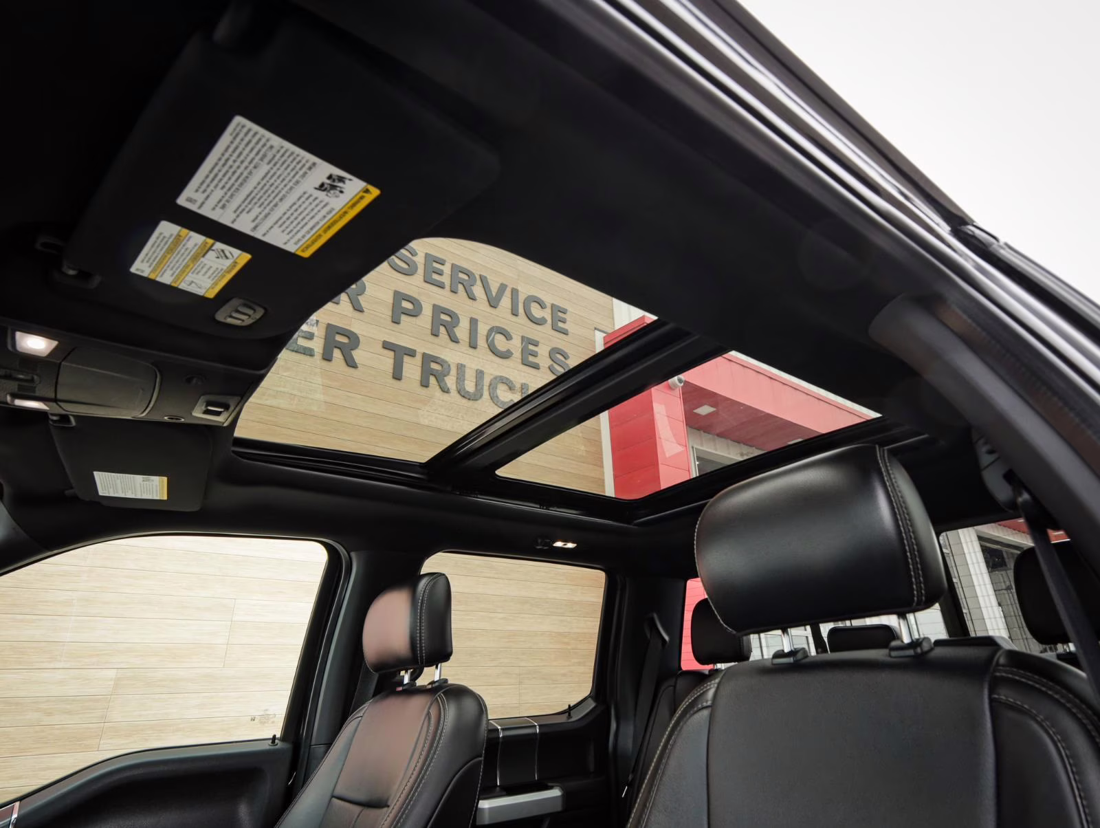 2020 Agate Black Metallic Ford F-150 LARIAT 4X4 Truck