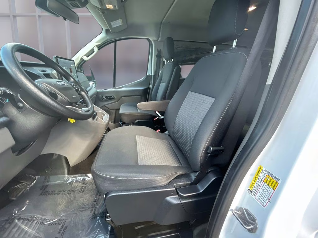 2022 Oxford White Ford Transit-350 XLT AWD Crossover