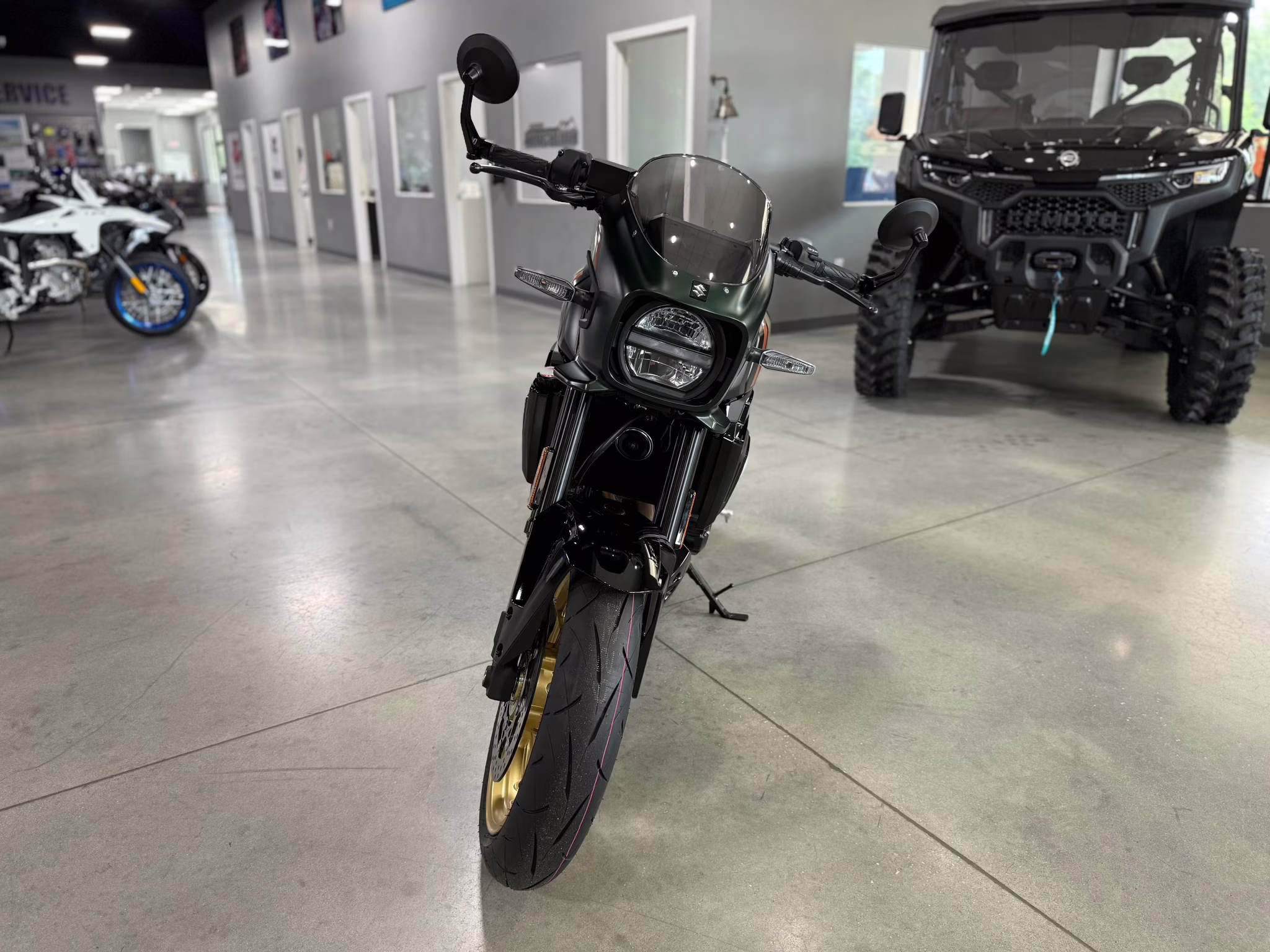2026 - Suzuki GSX 8TT Motorcycle