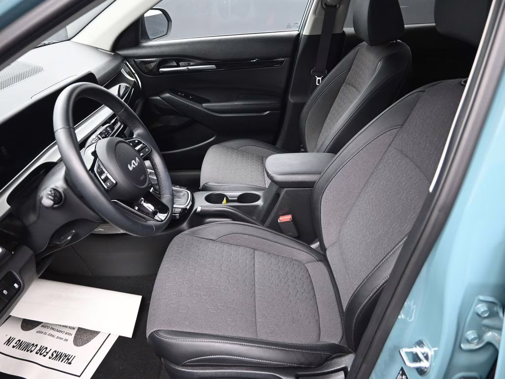 2026 Pluton Blue/Black Roof Kia Seltos S AWD SUV