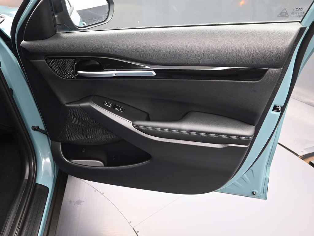 2026 Pluton Blue/Black Roof Kia Seltos S AWD SUV