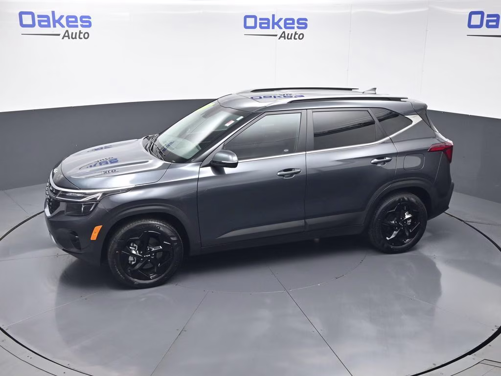 2026 Gravity Gray Kia Seltos EX AWD SUV