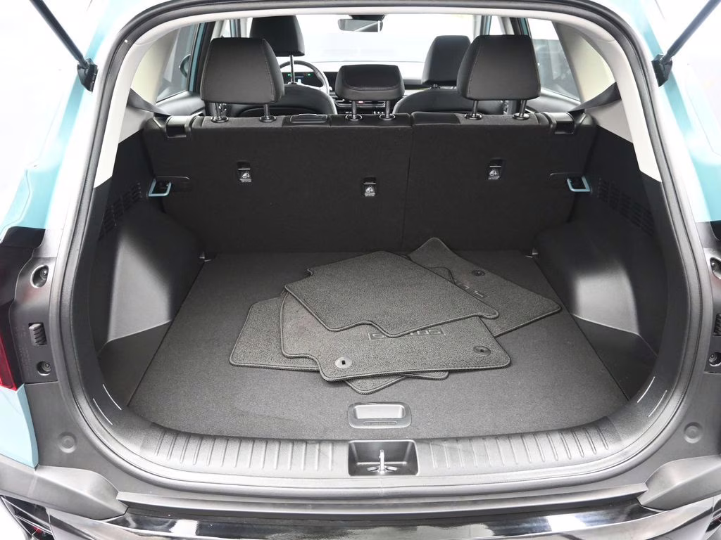 2026 Pluton Blue/Black Roof Kia Seltos S AWD SUV