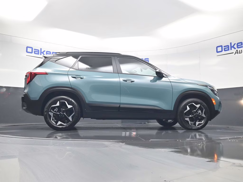 2026 Pluton Blue/Black Roof Kia Seltos S AWD SUV