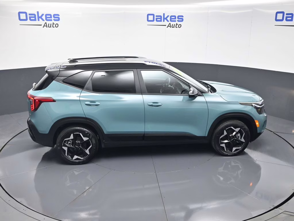2026 Pluton Blue/Black Roof Kia Seltos S AWD SUV