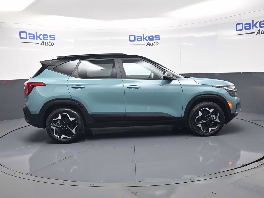 2026 Pluton Blue/Black Roof Kia Seltos S AWD SUV