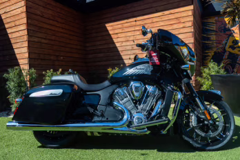 2025 BLACK METALLIC Indian CHIEFTAIN LTD POWER PLUS 112 RIDER ASSIST