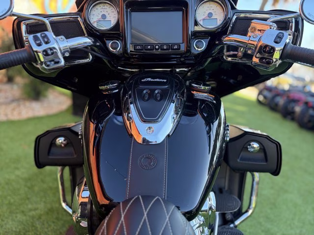 2020 Thunder Black Pearl Indian ROADMASTER, THUNDER BLACK PEARL, 49ST Base