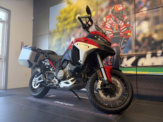 2025 DUCATI RED Ducati Multistrada V4 Rally SPOKES WHEELS