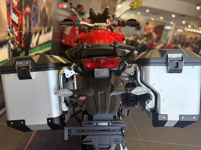 2025 DUCATI RED Ducati Multistrada V4 Rally SPOKES WHEELS