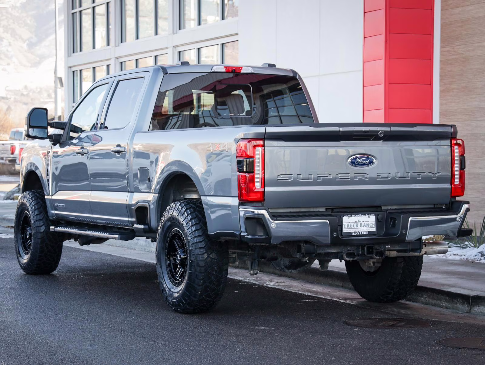 2024 Carbonized Gray Ford Super Duty F-250 SRW LARIAT 4X4 Truck